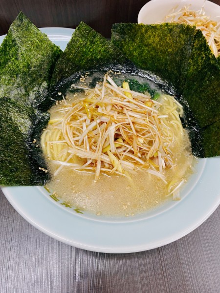 「ネギ塩ラーメンネギ丼セット海苔5枚」@ラーメンショップ椿 ひたちなか店の写真