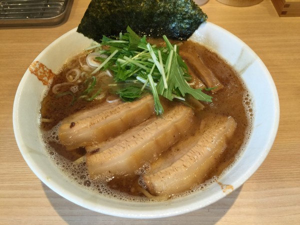 「らーめん+チャーシュー」@旋の写真