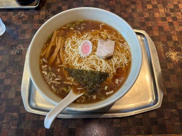 「中華そば900円塩分約3g」@中華そば 大海軒 毛呂山店の写真