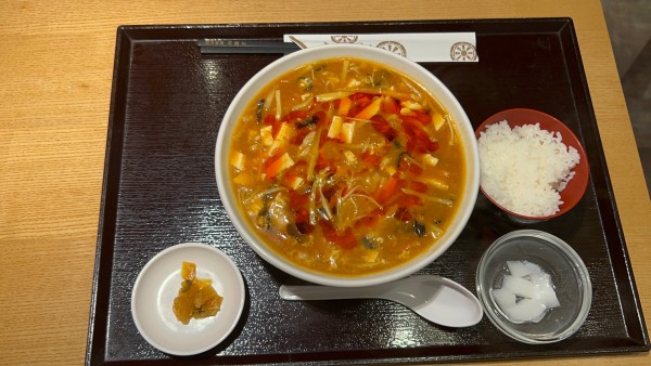 「スーラータンメン」@四川料理 川覇王の写真