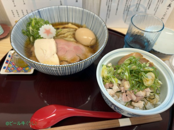 「味玉中華そば醤油太麺(1000円)、チャーシュー丼(350円)」@中華そば 麺ノ花の写真