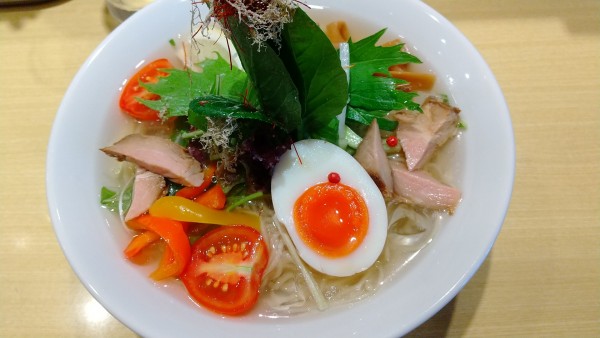 「【限定】哀愁の塩冷やしラーメン(¥1,150)」@函館塩ラーメン 五稜郭の写真