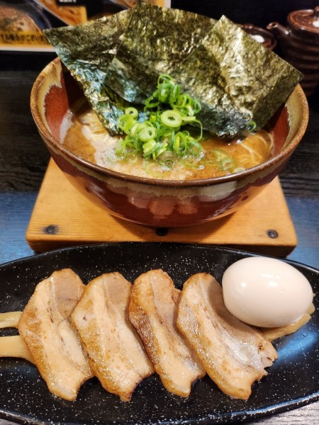 「豚そば 全部のせ」@豚そば ぎんや 黒川本店の写真