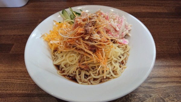 「【限定】まぜ中華   900円」@ラーメンいづるの写真