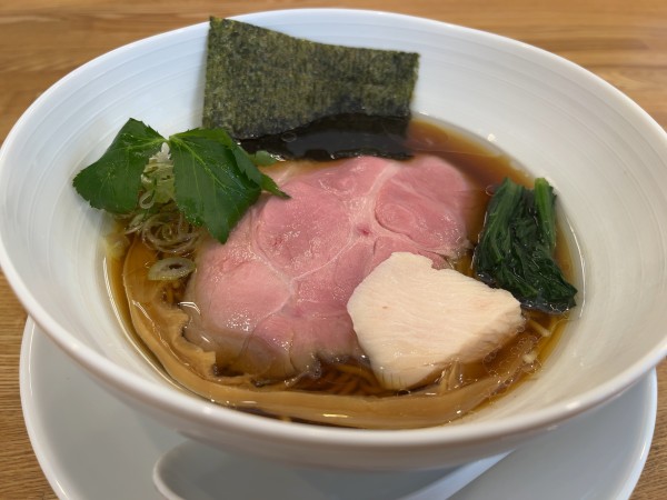 「醤油そば」@中華そば きなりの写真