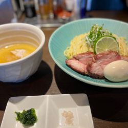 つけ蕎麦塩　釜焼きチャーシュー味玉topi