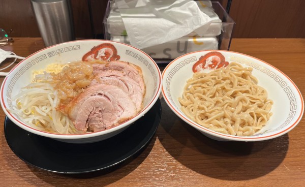 「ミニ豚W ニンニク アブラマシマシ つけ麺変更」@豚山 大森店の写真