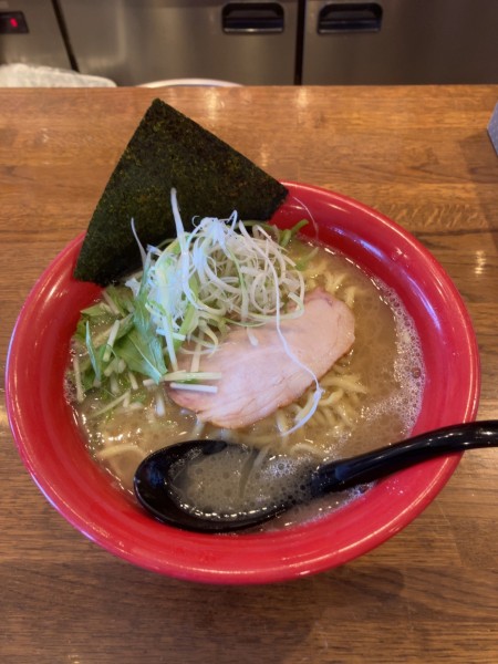 「あご塩ラーメン(中盛) 900円」@吉祥寺武蔵家 松本店の写真