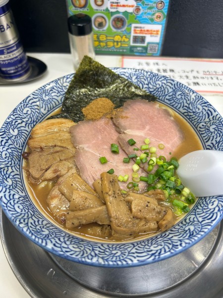 「小豚中華麺　1000円」@らーめん 凌駕の写真