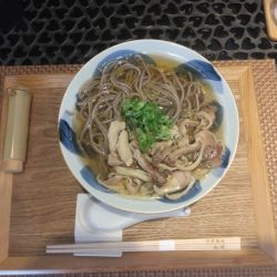 山形名物冷た～い肉そば