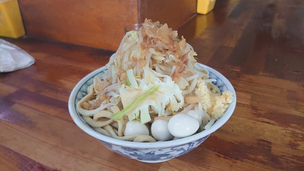 「小ラーメン麺マシ/蓮エビ味/うずら/全マシマシ」@蓮爾 新町一丁目店の写真