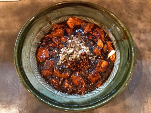 「麻婆豆腐ラーメン 汁なし　950円」@すするか、すすらんか。の写真