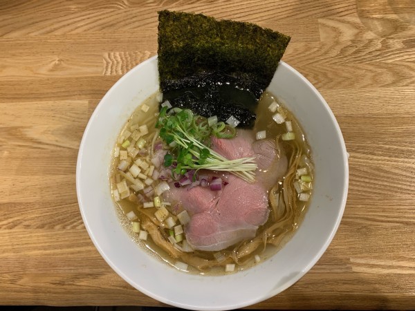 「塩らぁ麺」@晴れのち時雨の写真