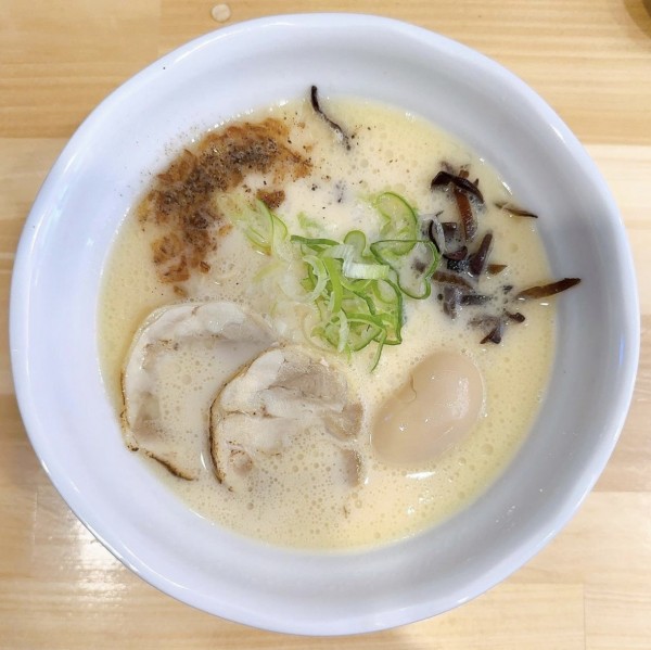 「塩らーめん」@麺屋 松どりの写真