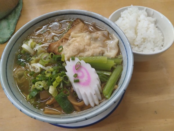 「【8月限定】強昆布出し汁からの煮干し蕎麦+追い焚き飛魚 他」@MENYA 食い味の道有楽の写真