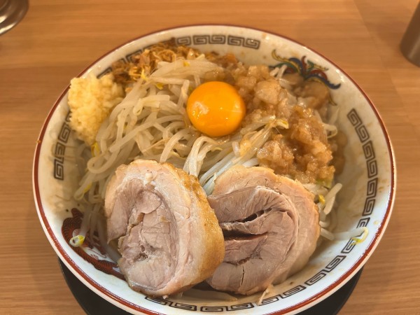 「小ラーメン(汁なし)」@ラーメン豚山 青葉台店の写真