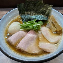 全乗白醤油らーめん