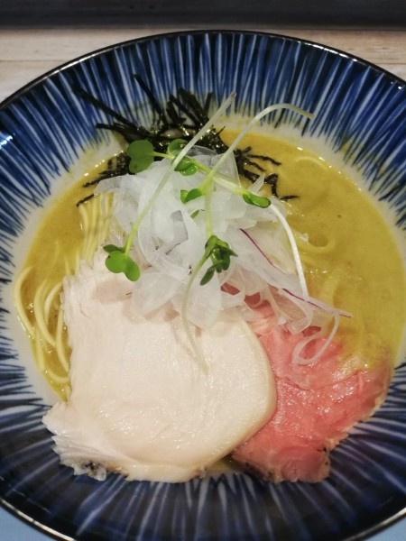 「牡蠣ラーメンこってりチャーシュー」@かき物語の写真