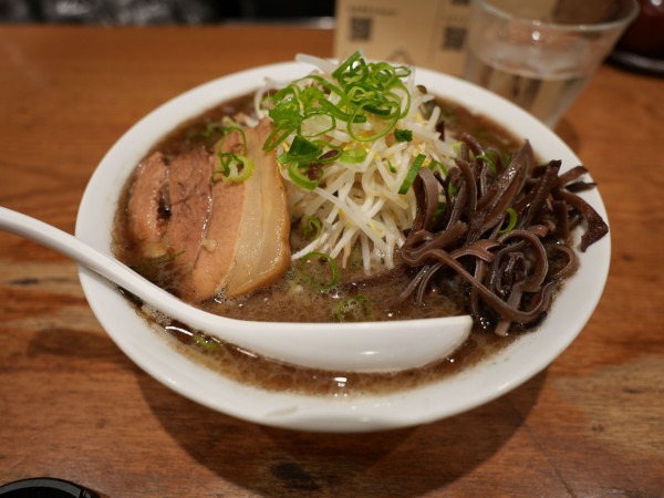 「限定 マー油豚骨(並)」@渡なべの写真