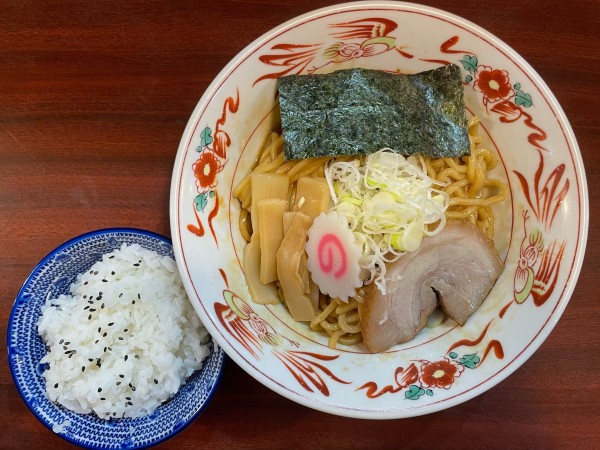 「黒丸油そば、半ライス」@ぶぶか 吉祥寺北口店の写真