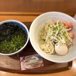 冷たーい限定麺　｢ざる中華｣  950円