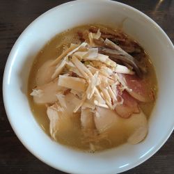 鶏度MAXらぁめん（白湯、塩）