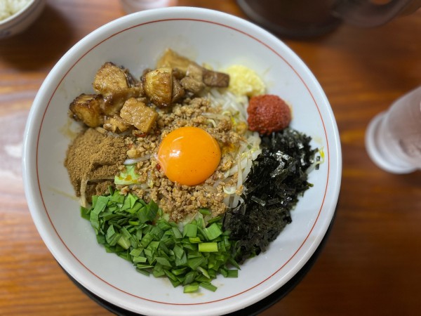 「誤爆まぜそば」@ラーメン・つけ麺 爆王の写真
