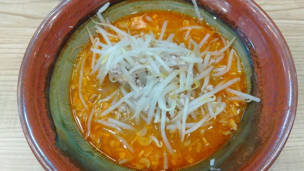 「味噌らーめん・麺少なめ、スープ少なめ、辛さ控えめ」@らーめん 高尾の写真