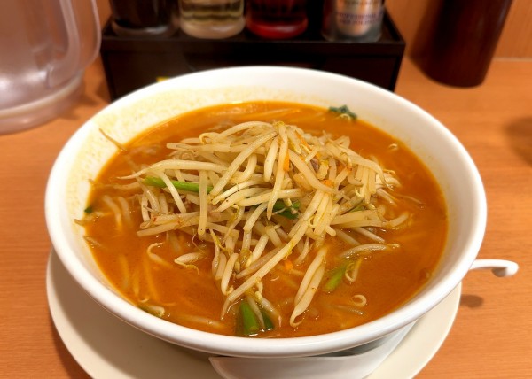 「秘伝の辛味噌ラーメン(610円)」@日高屋 綾瀬西口店の写真