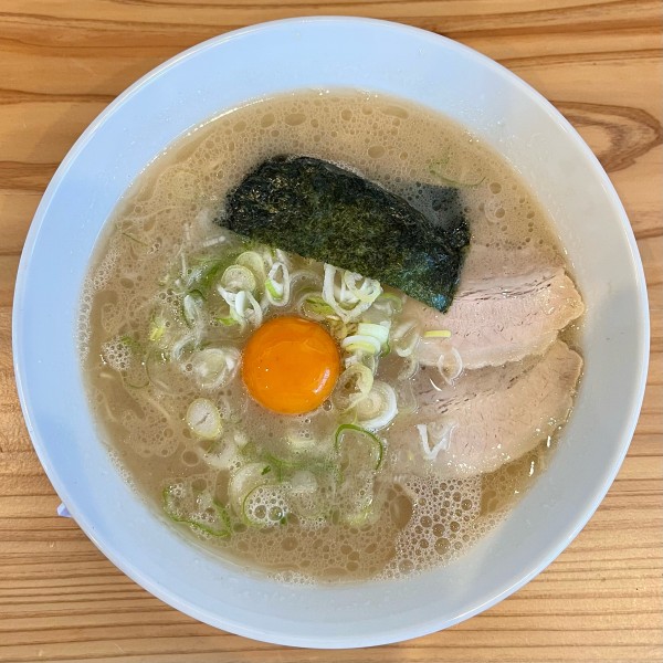 「生卵ラーメン（850円）」@らあめん わやの写真