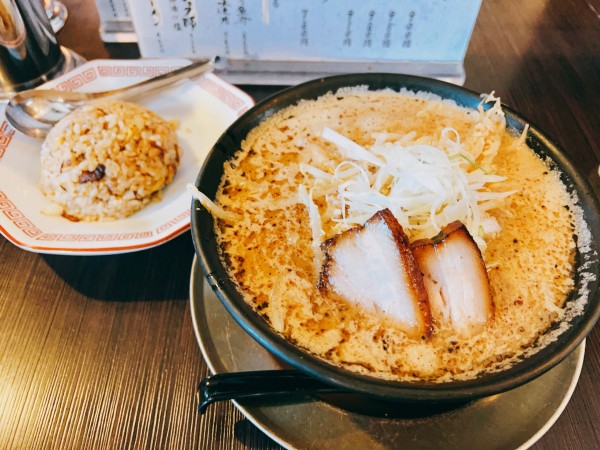 「AKIHA味噌 白」@AKIHA麺屋 粋翔の写真