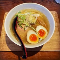 味玉生姜塩ラーメン