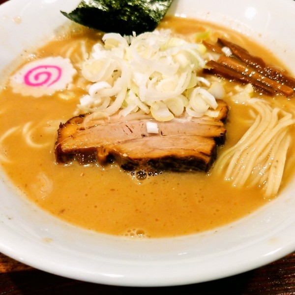 「豚骨煮干中華蕎麦」@中華蕎麦 萌芽の写真