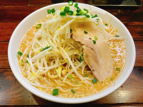 「無限大塩らーめん+特盛」@ラーメン無限大 船橋店の写真