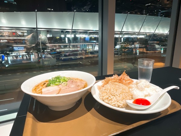 「煮干そば+大人の玄米卵かけご飯」@POPUPラーメンの写真