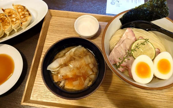 「特製ランチセット(特製昆布水つけ麺＋餃子)」@KUMAGAYA RAMEN STANDの写真