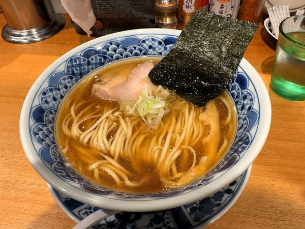 「中華そば」@中華蕎麦 時雨 コレットマーレ桜木町店の写真