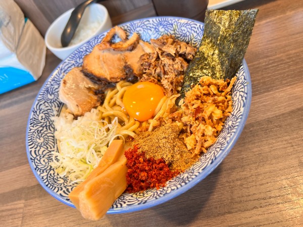 「カレーまぜそば」@狼煙 〜NOROSHI〜の写真