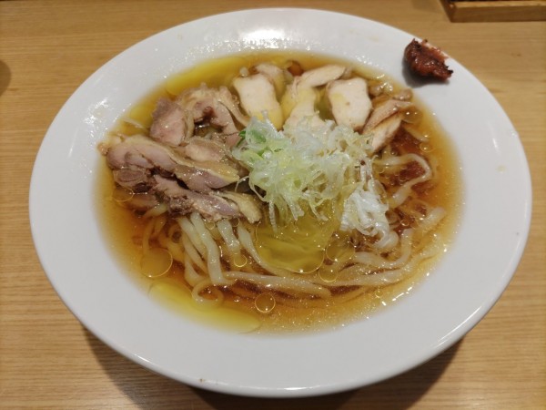 「平打ち冷やし肉そば」@超多加水自家製手揉み麺 きたかた食堂の写真