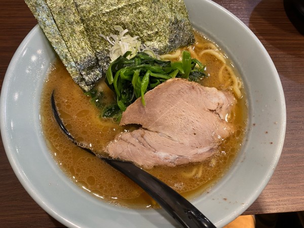 「らーめん　850円」@横浜家系らーめん侍 渋谷本店の写真