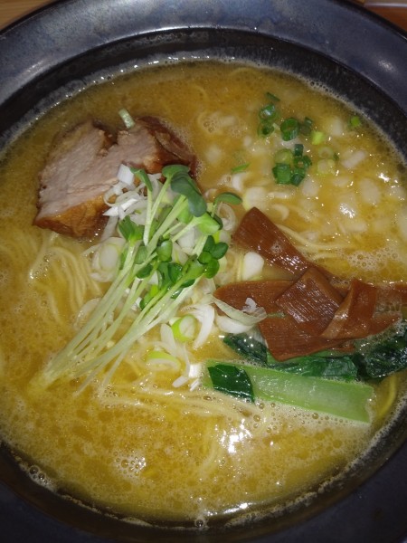 「こってり鶏中華そば」@麺寿 とものやの写真