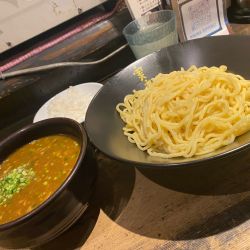 かれーつけ麺(並)🍜🥢&サービスライス🍚