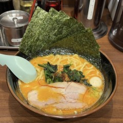 横浜家系ラーメン 吟家 稲毛海岸店の画像