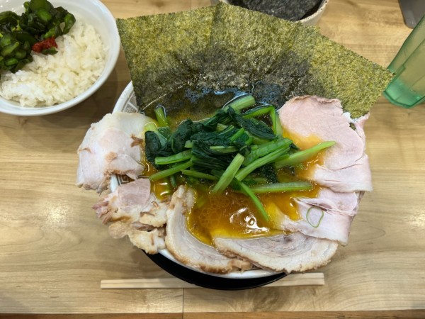 「裏むさ特選」@横浜ラーメン 裏武蔵家 西千葉本店の写真