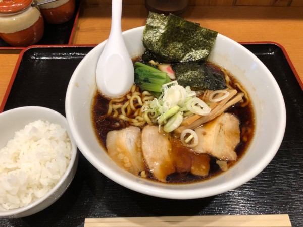 「會津黒中華そば 800円」@會津黒中華の写真