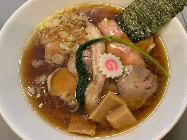 「手打ち中華 チャーシュー入り」@白河手打ちラーメン アサガキタの写真