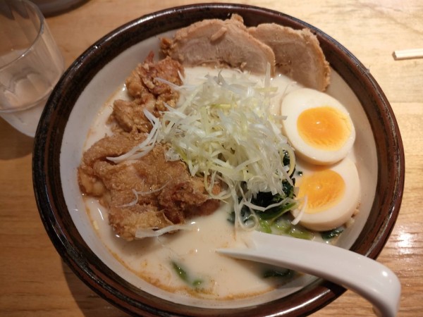 「俺流塩らーめん 男盛り」@俺流塩らーめん 渋谷公園通り店の写真