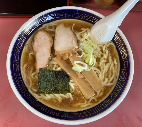 「醤油ラーメン 750円」@ニューハルピンの写真