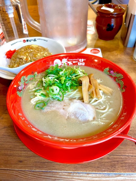 「こってりMAX【TP】半チャーハンセット」@天下一品 五反田店の写真