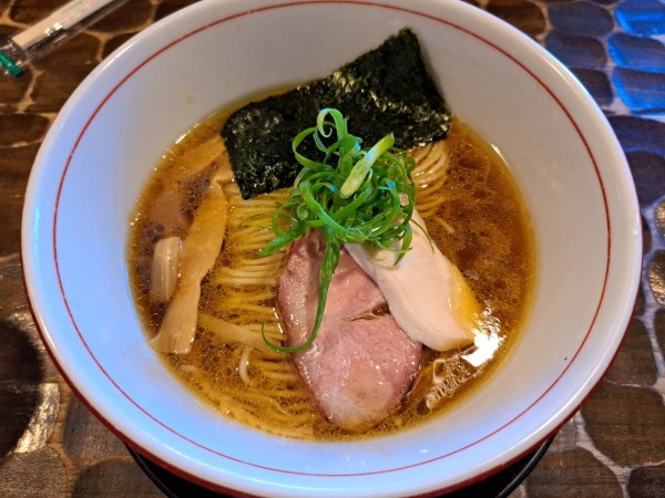 「地鶏そば　醤油」@特級鶏蕎麦 龍介の写真